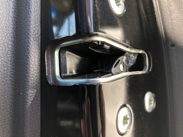車のドア開かない原因と対処法 整備士ノート
